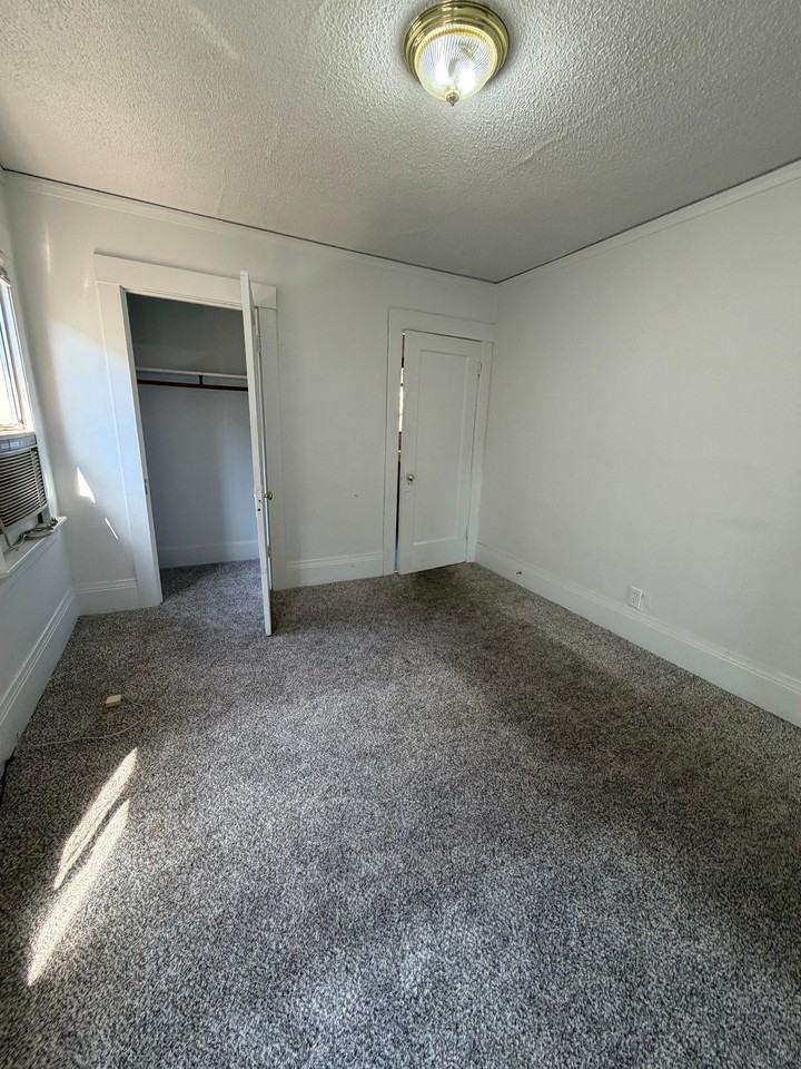 3274 California St #1 - Photo 5 of 16