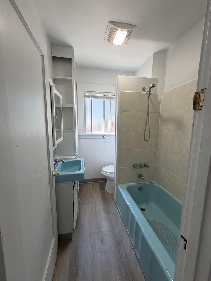 3274 California St #1 - Photo 6 of 16