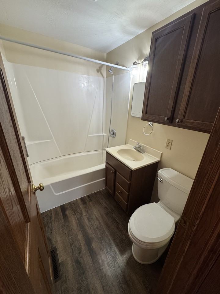 The Preston- 1200 Avenue G - 4 #4 - Photo 6 of 11