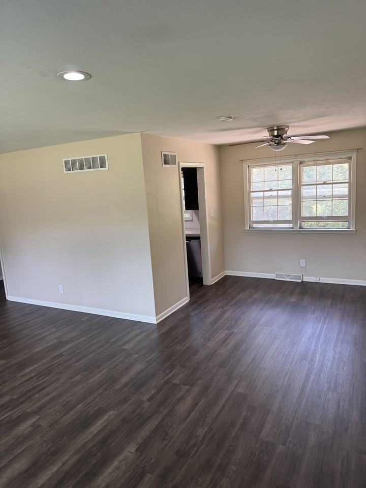 1204 North 64 Street - Photo 5 of 24