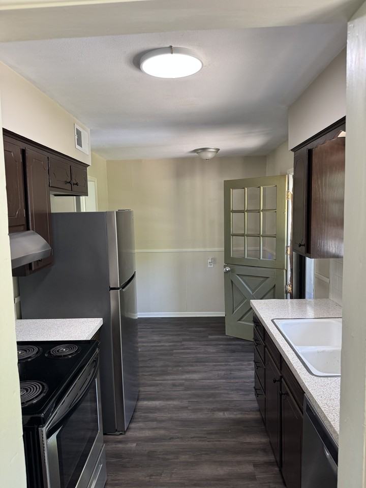 1204 North 64 Street - Photo 7 of 24