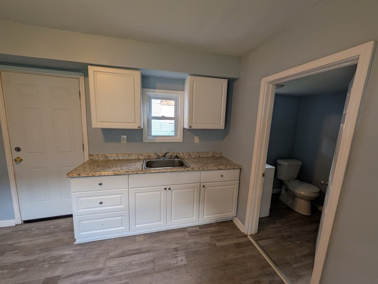 60 Warren Ave #2 - Photo 4 of 8