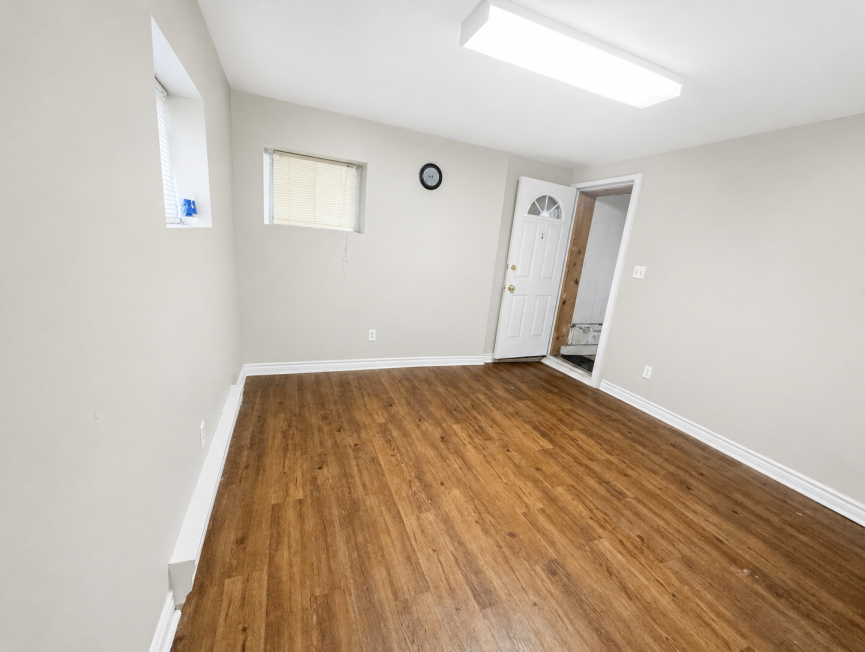 133 Darling St - Photo 3 of 10