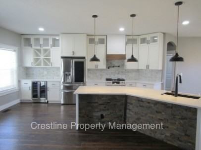 67 Cobblestone Ct #67 - Photo 2 of 14
