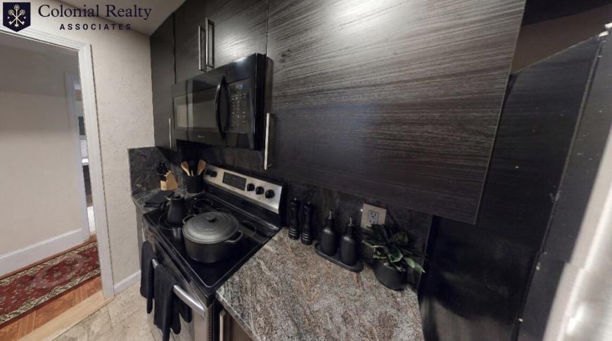 67 Babcock St - Photo 4 of 7