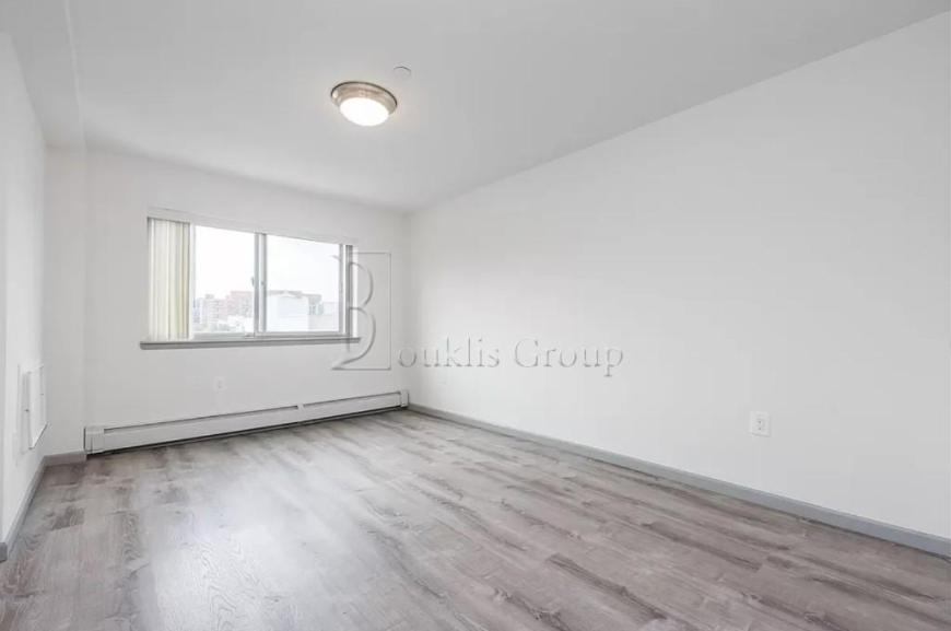 1445 31st Ave - Photo 3 of 6