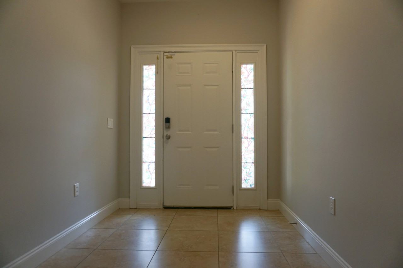 108 Creve Core Dr #1 - Photo 4 of 30