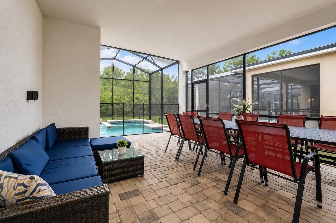 Tropical Palms Cir - Photo 4 of 35