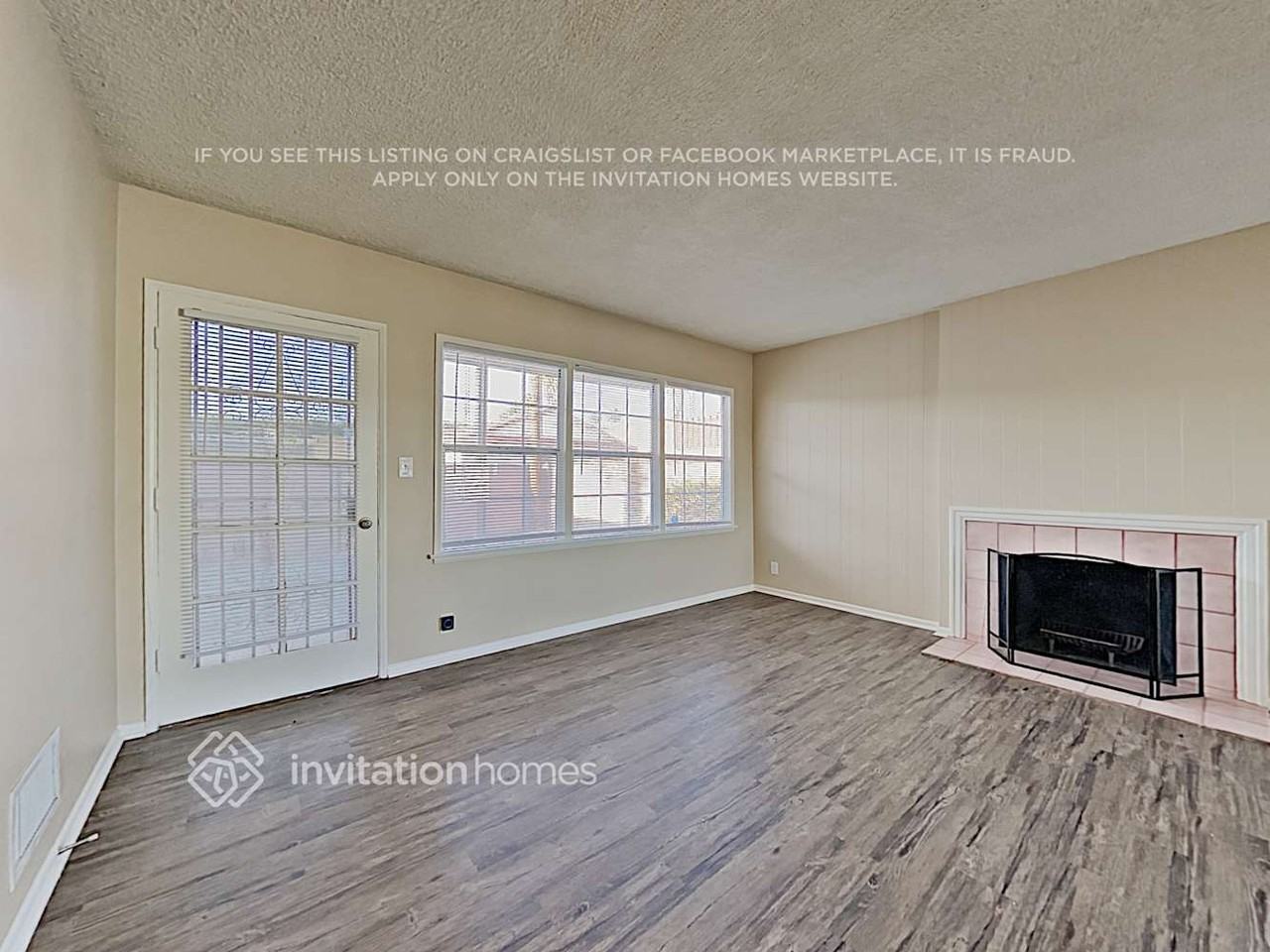2403 W 129th St - Photo 3 of 15