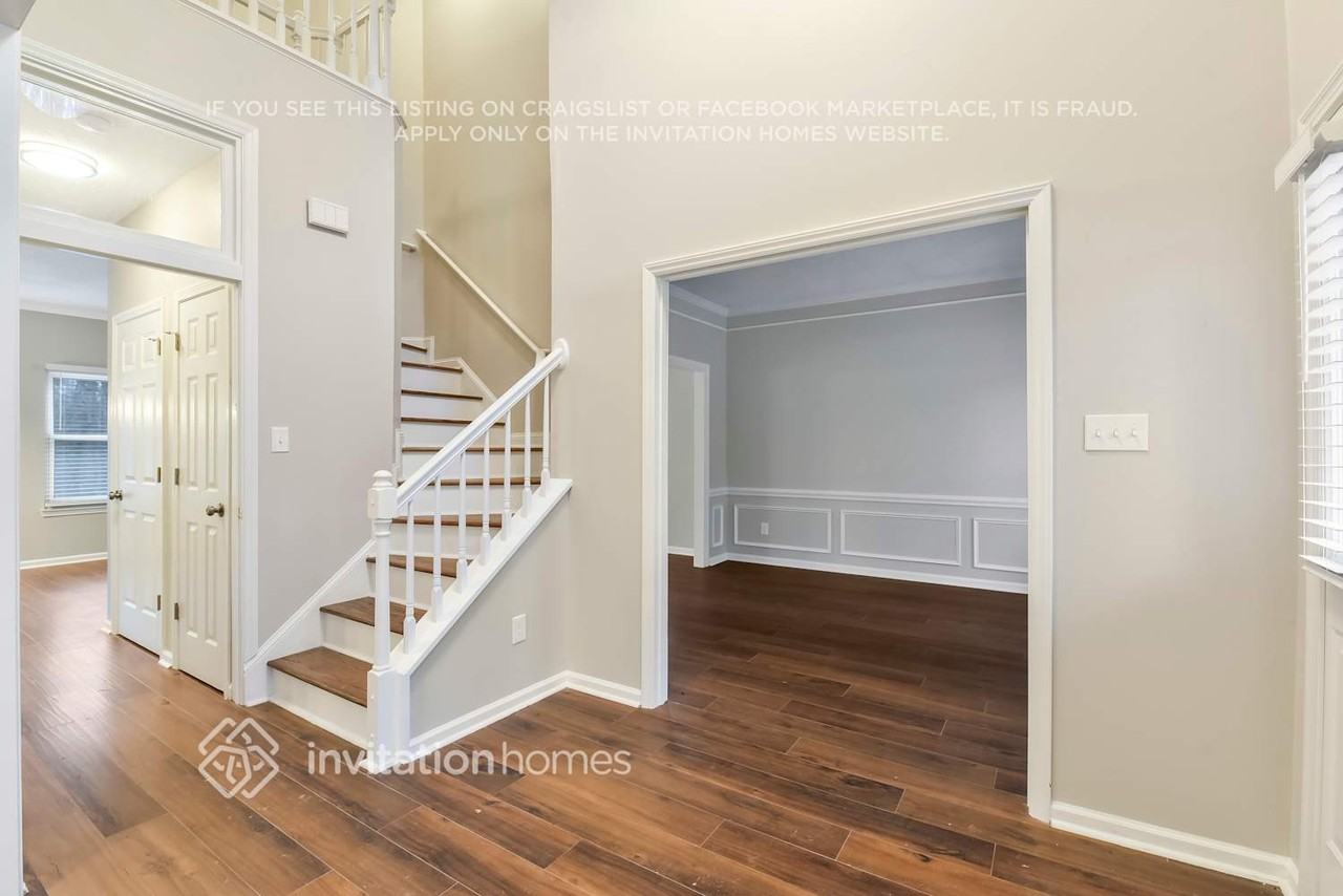 14214 Misty Brook Ln - Photo 3 of 24