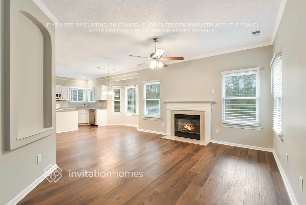 14214 Misty Brook Ln - Photo 6 of 24