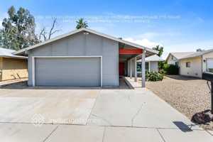 featured image of 4844 W Townley Ave