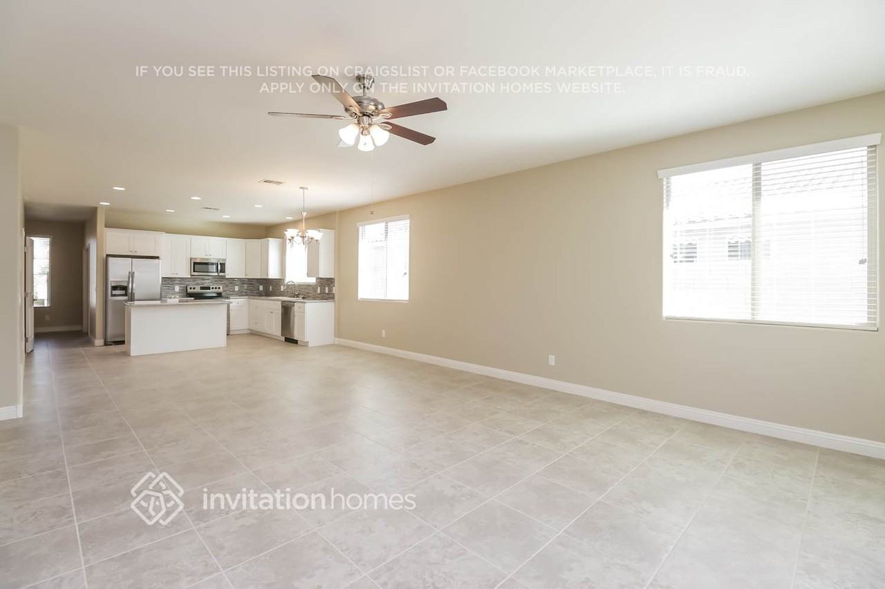 1063 W Brangus Way - Photo 5 of 21
