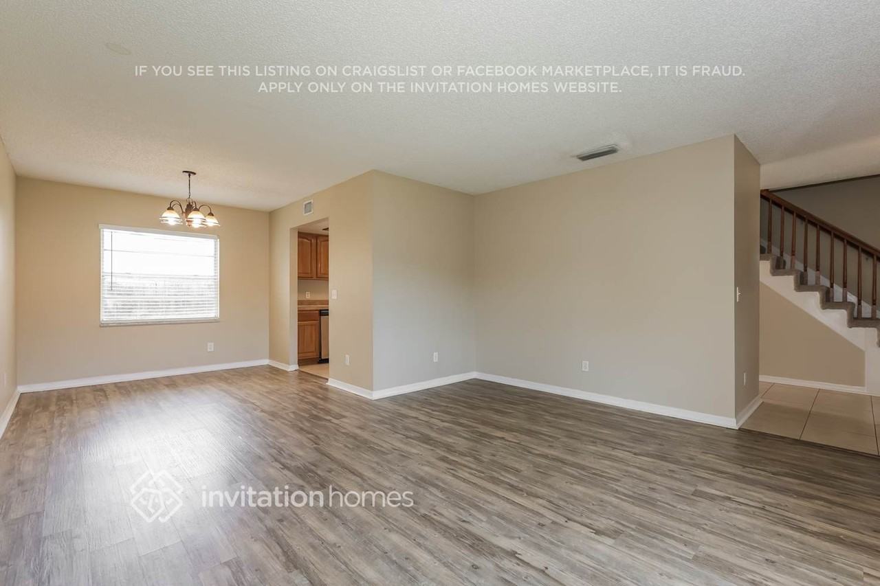 9707 Little Pond Way - Photo 6 of 18
