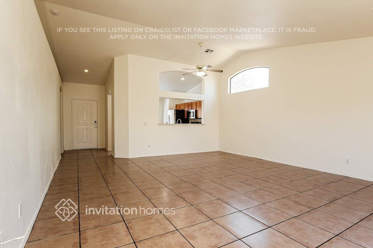 8416 W Monterey Way - Photo 4 of 17
