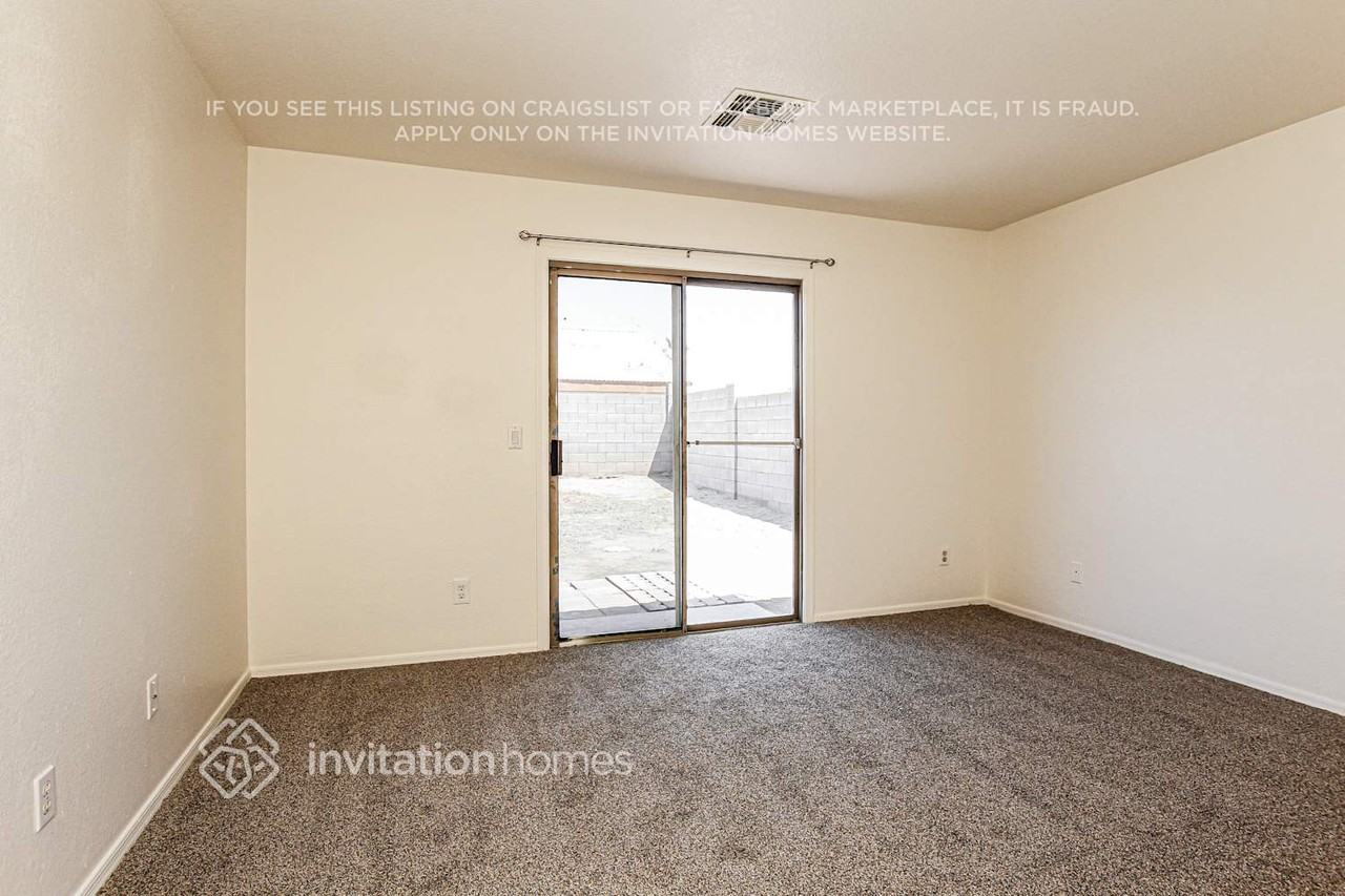 8416 W Monterey Way - Photo 7 of 17