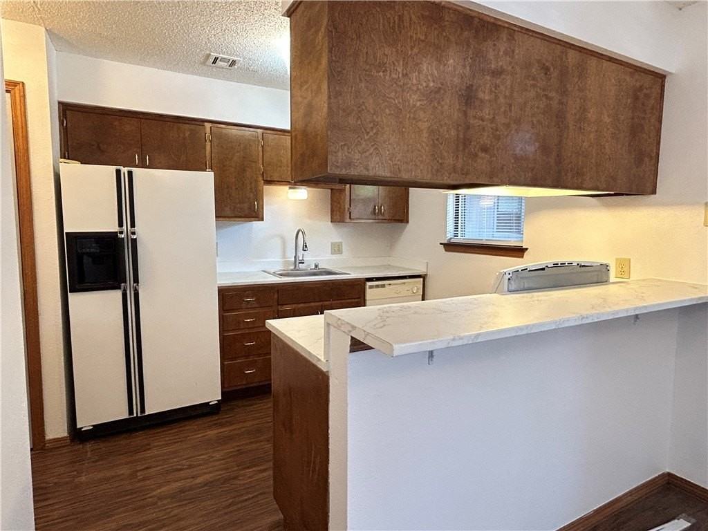 1650 N Sang Ave #115 - Photo 2 of 10