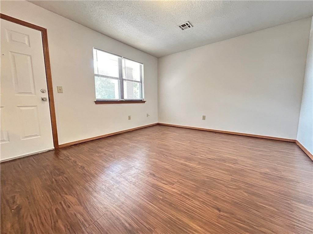 1650 N Sang Ave #115 - Photo 4 of 10