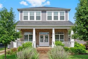 featured image of 865 N Main St