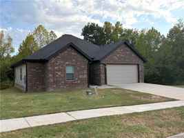 featured image of 1983 E Peppervine Dr