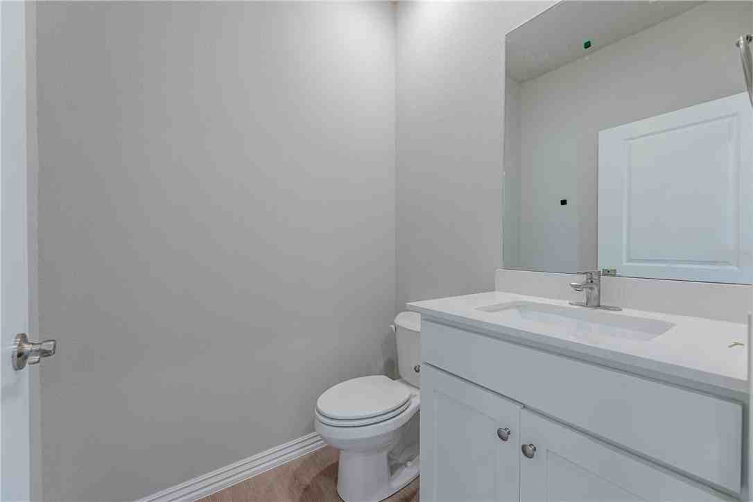 1402 Sw Poigai Way #2 - Photo 5 of 24