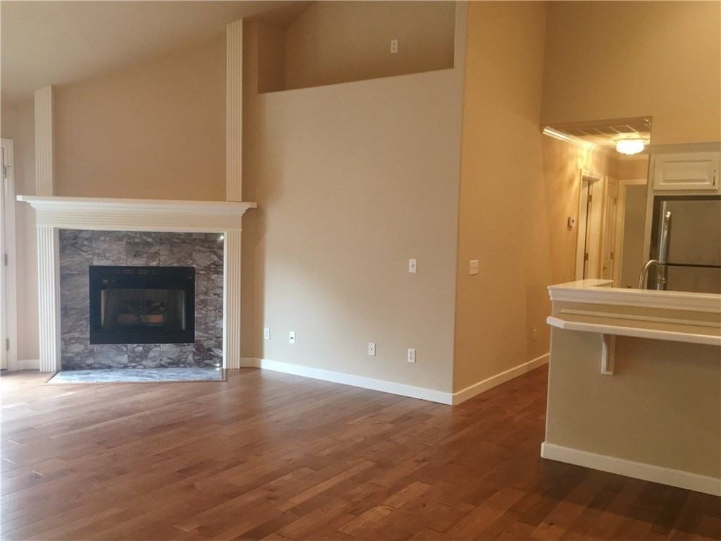 66 E Cydnee St - Photo 4 of 10