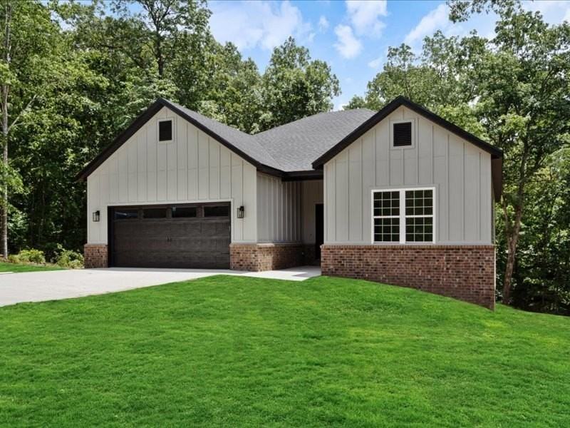 7 Dunwich Ln - Photo 2 of 24
