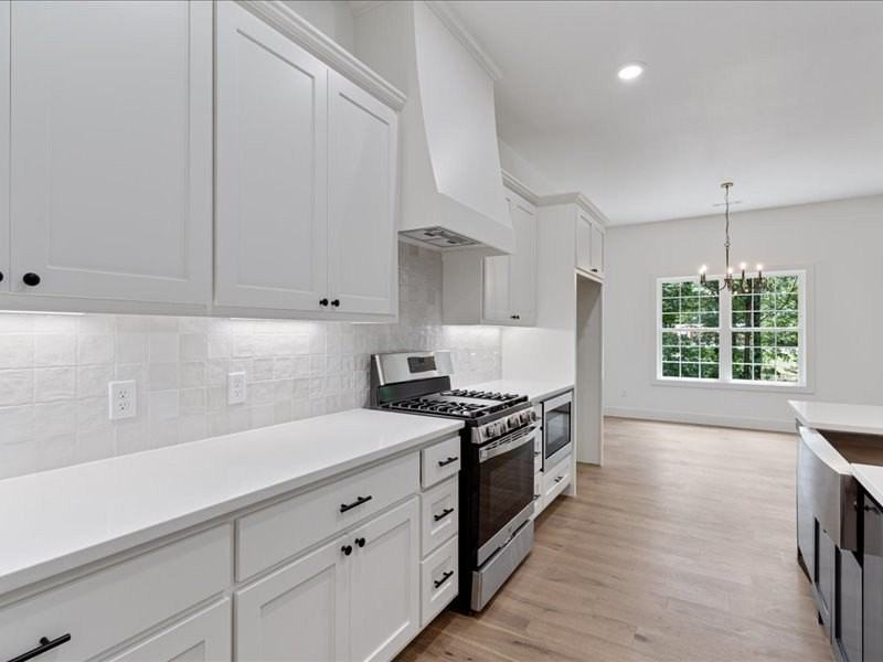 7 Dunwich Ln - Photo 7 of 24