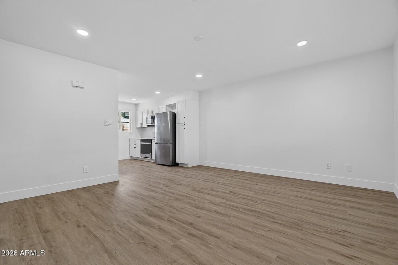 7802 E Heatherbrae Ave #2 - Photo 5 of 19