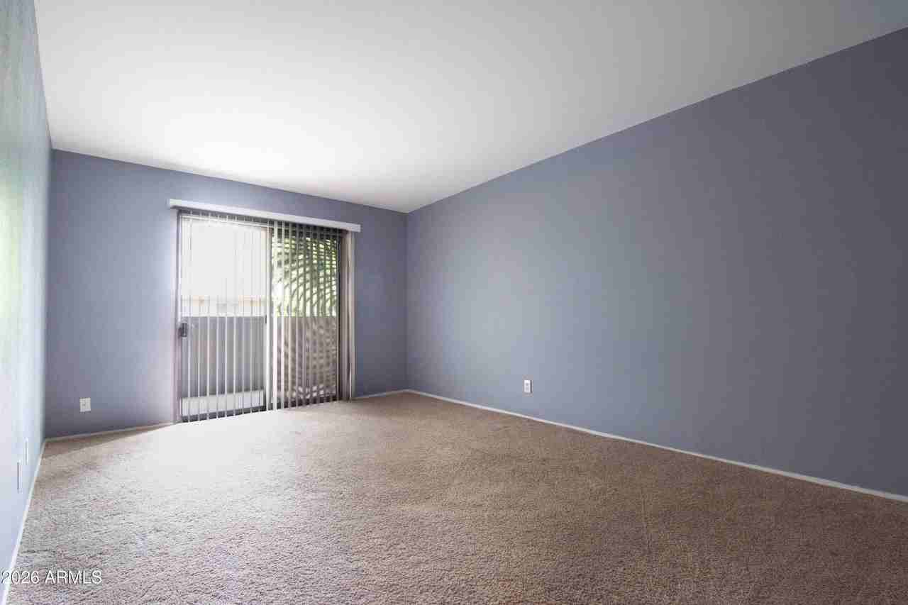 357 E Thomas Rd #A212 - Photo 6 of 24