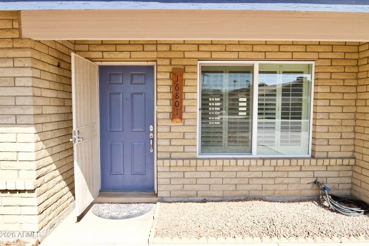 16801 N 45th Pl - Photo 2 of 50