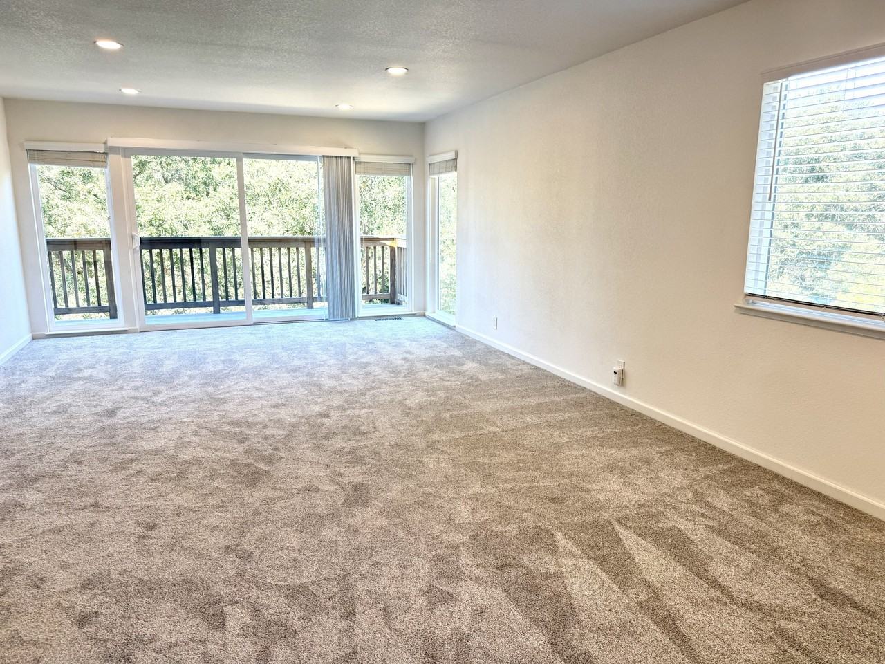 628 Canyon Rd #1 - Photo 5 of 32