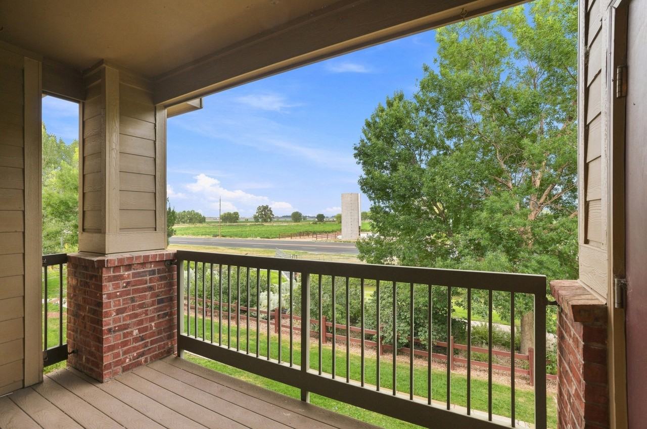 804 Summer Hawk Dr #5201 - Photo 3 of 21
