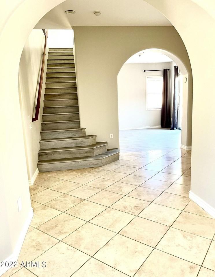 2289 E Aster Dr - Photo 5 of 22