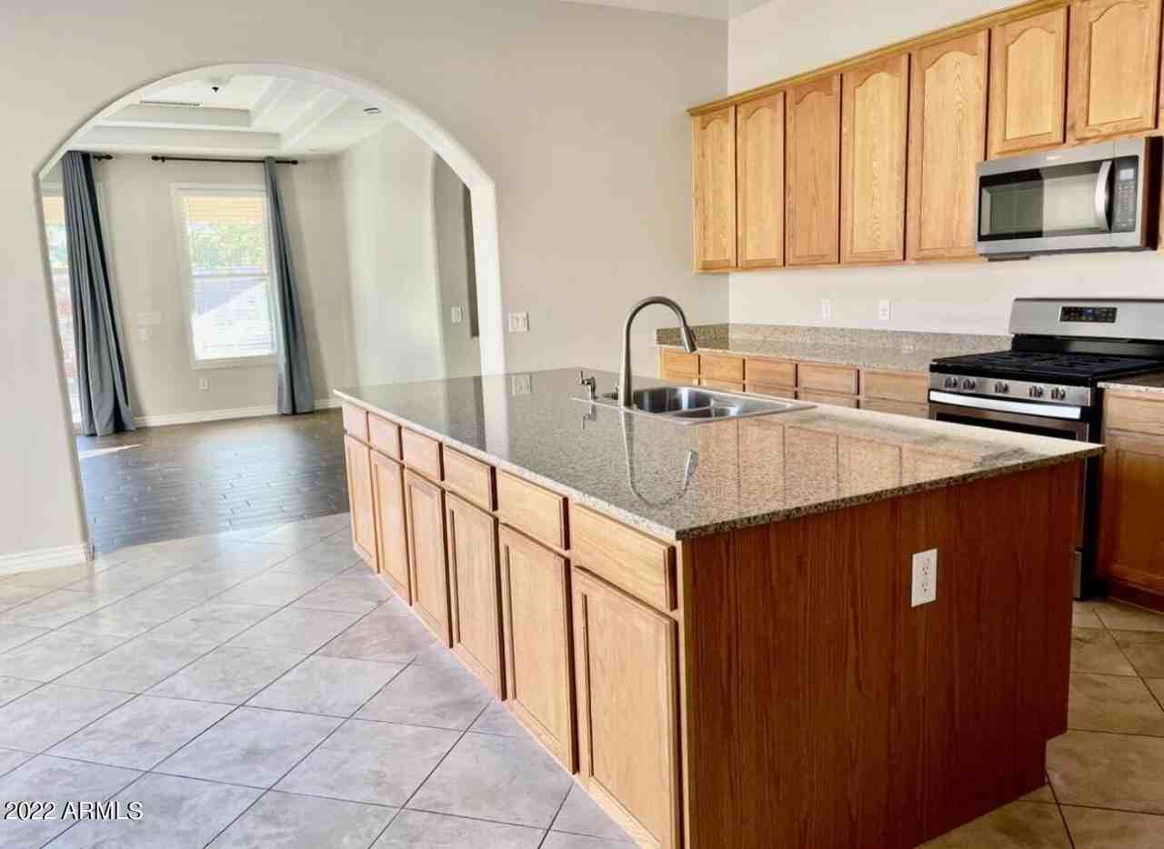 2289 E Aster Dr - Photo 7 of 22