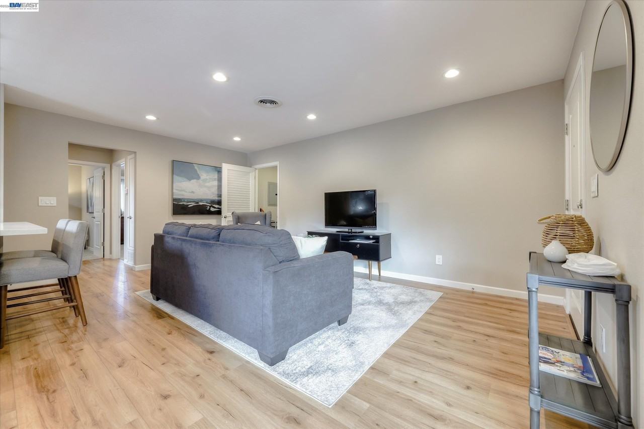 40 Casa Maria Ct #D - Photo 3 of 29