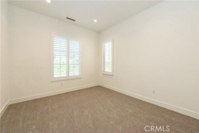 135 Linda Vista - Photo 2 of 8