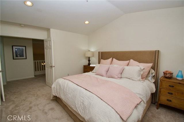 20462 Savanna Ln - Photo 6 of 8
