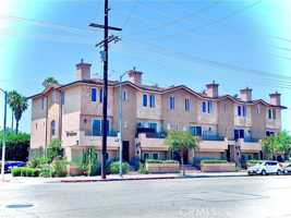 featured image of 5555 Carpenter Ave #4