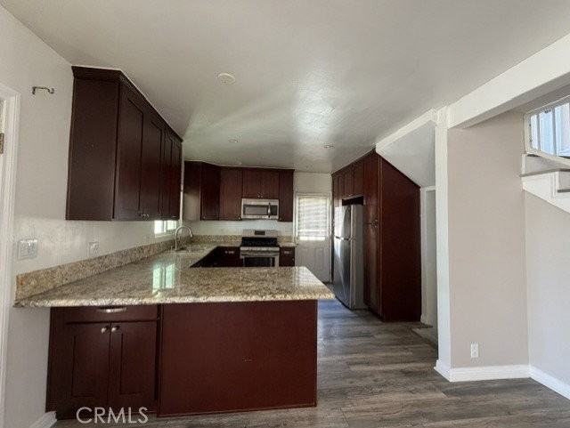 10459 Haines Canyon Ave - Photo 3 of 8