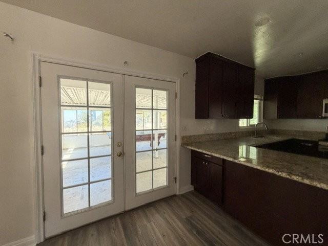 10459 Haines Canyon Ave - Photo 4 of 8