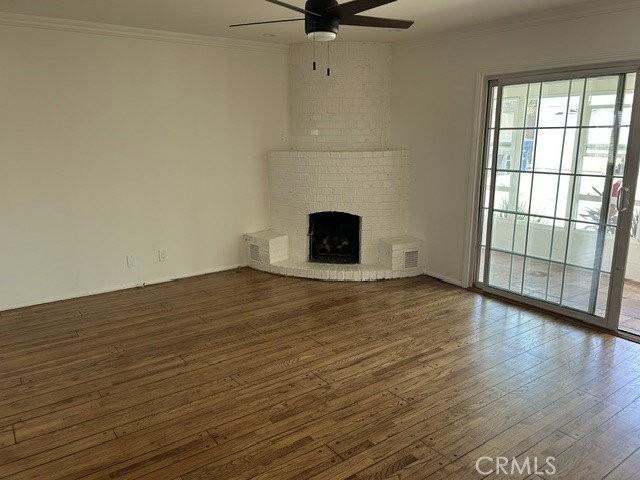 944 Cypress St - Photo 5 of 8