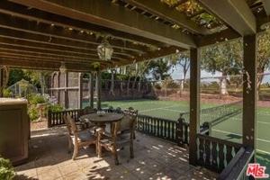 featured image of 570 S Mapleton Dr