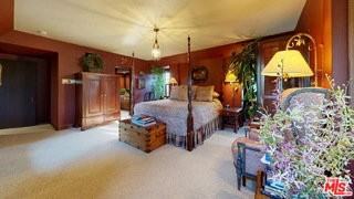 570 S Mapleton Dr - Photo 4 of 8