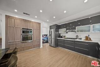 6295 Ivarene Ave - Photo 7 of 8