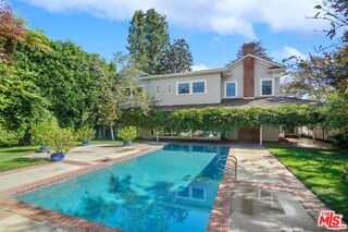 301 S Arden Blvd - Photo 2 of 8