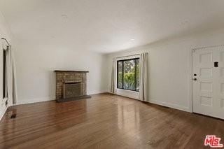 1928 N Berendo St - Photo 4 of 8