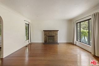 1928 N Berendo St - Photo 5 of 8
