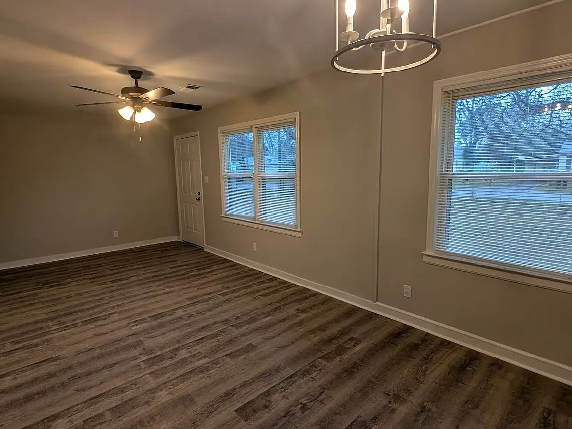 210 Crescent Dr #1 - Photo 2 of 8