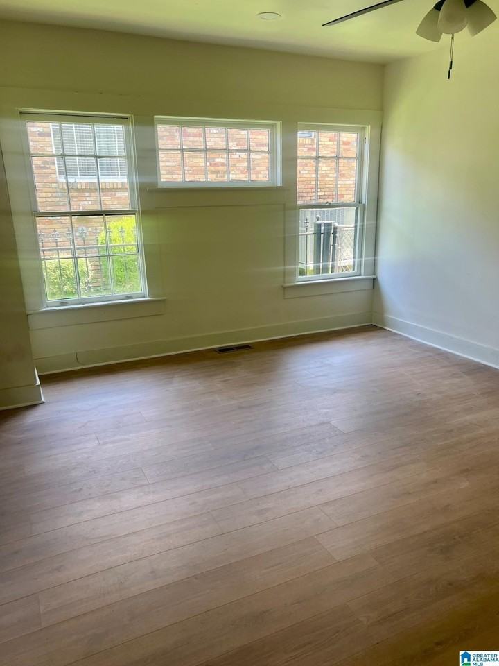 3409 17th Ave N - Photo 5 of 7